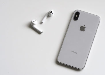What Are The Best Innovative Apple iPhone and iPad Accessories in 2019?